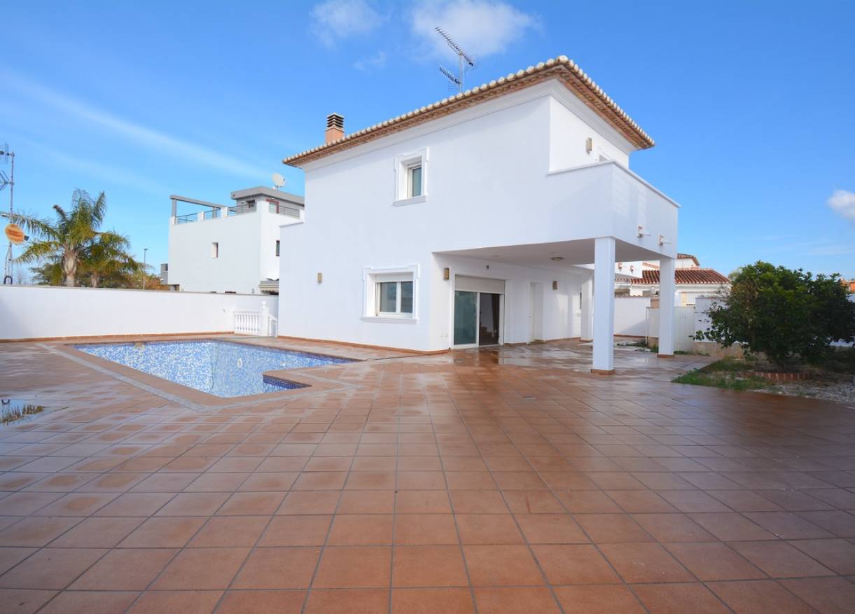 Bestaand - Villa - Denia