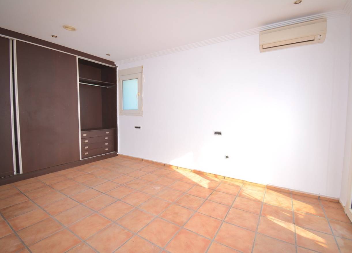 Bestaand - Villa - Denia
