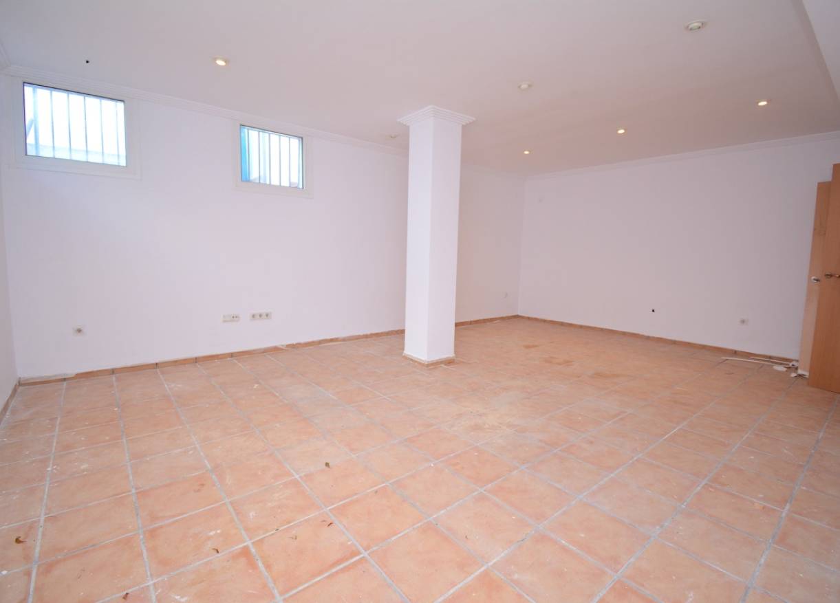 Bestaand - Villa - Denia