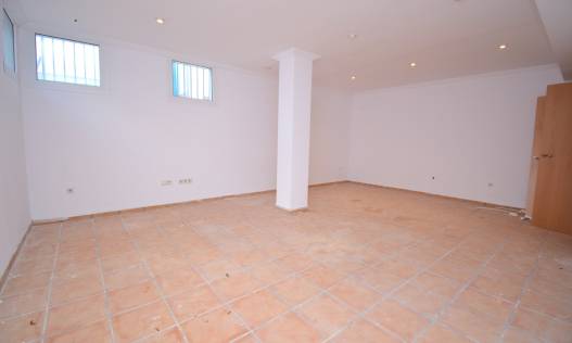 Bestaand - Villa - Denia
