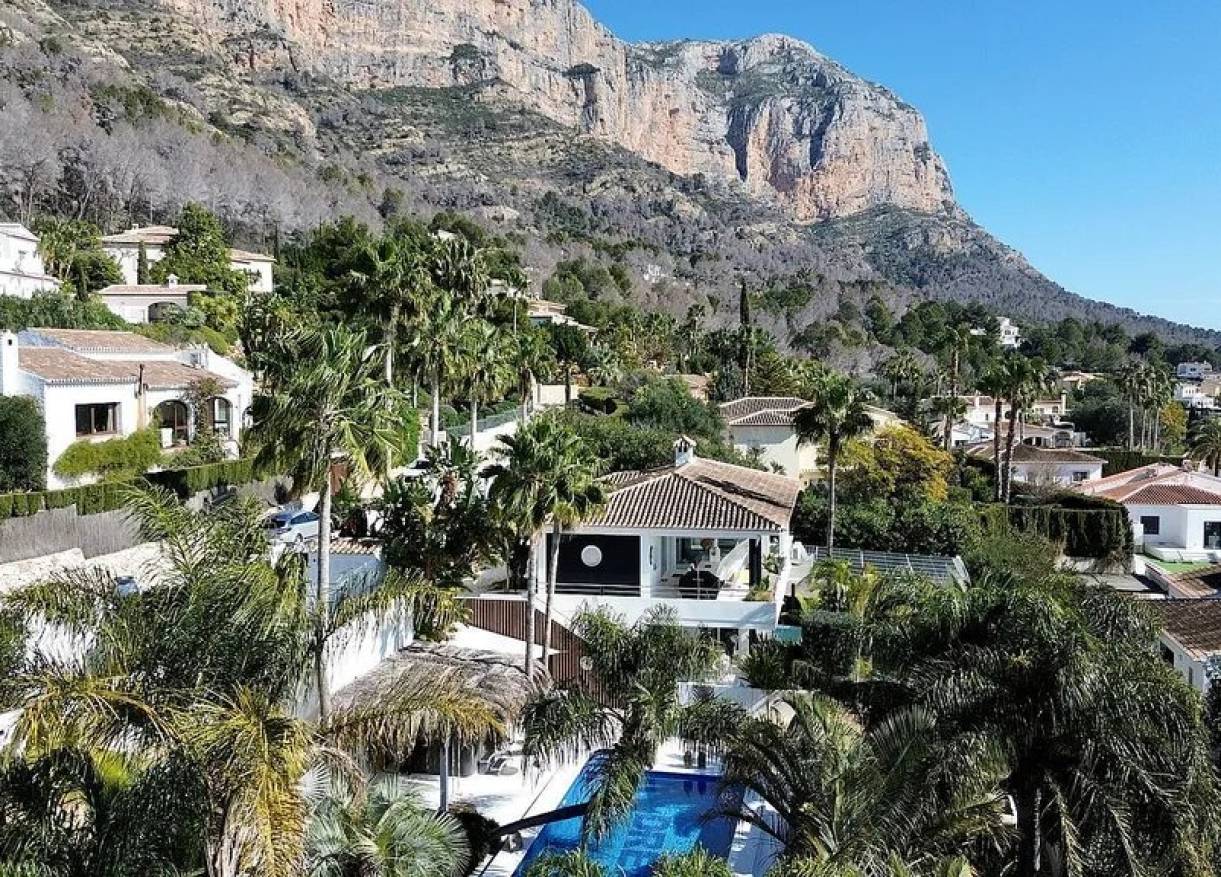 Bestaand - Villa - Jávea - Montgo