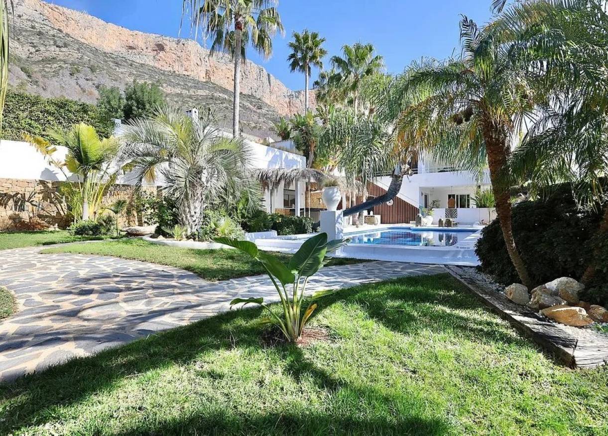Bestaand - Villa - Jávea - Montgo