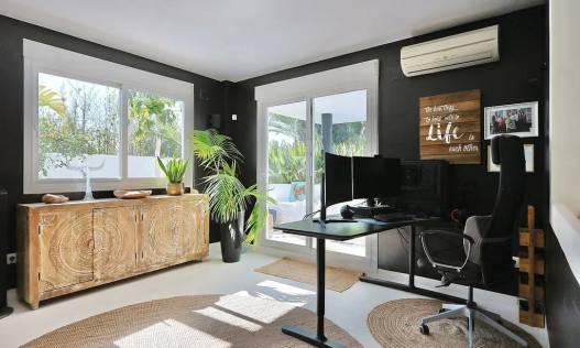 Bestaand - Villa - Jávea - Montgo