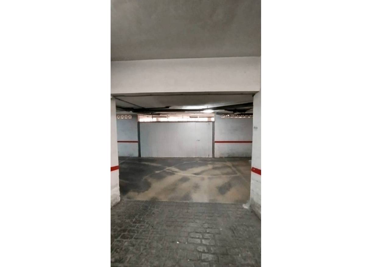 Bestaand - Garage - Los Montesinos - Centro