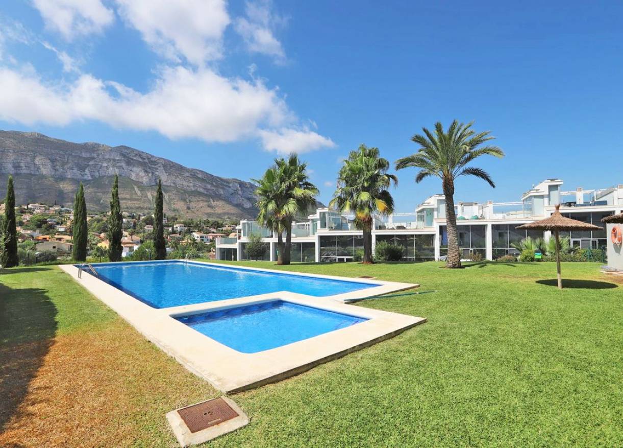 Bestaand - Townhouse / Semi-detached - Denia