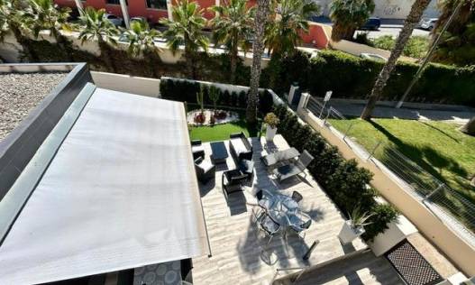 Bestaand - Townhouse / Semi-detached - Orihuela Costa - Villamartín-Las Filipinas