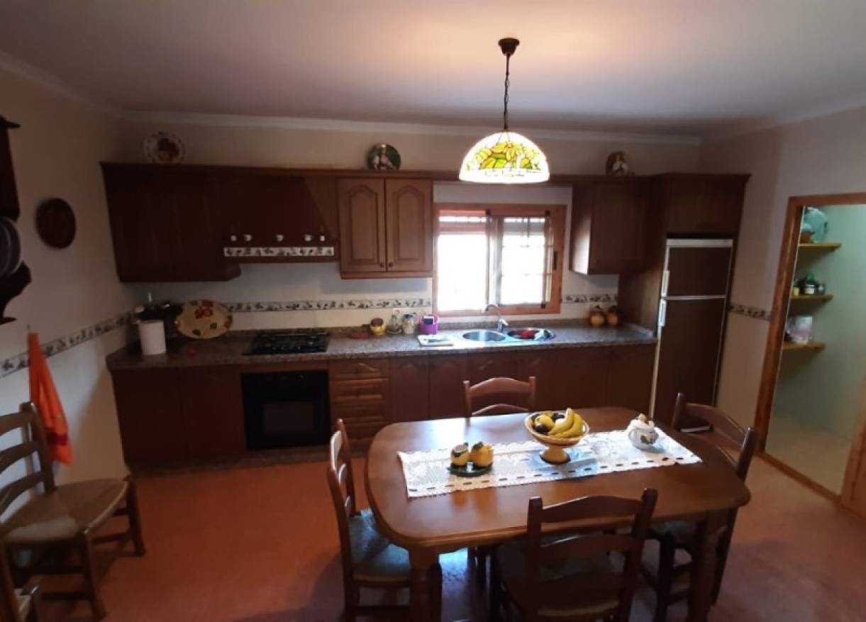 Bestaand - Villa - Almogía