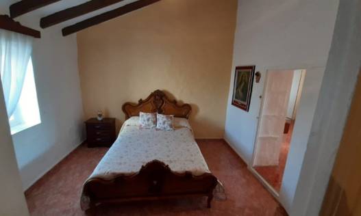 Bestaand - Villa - Almogía