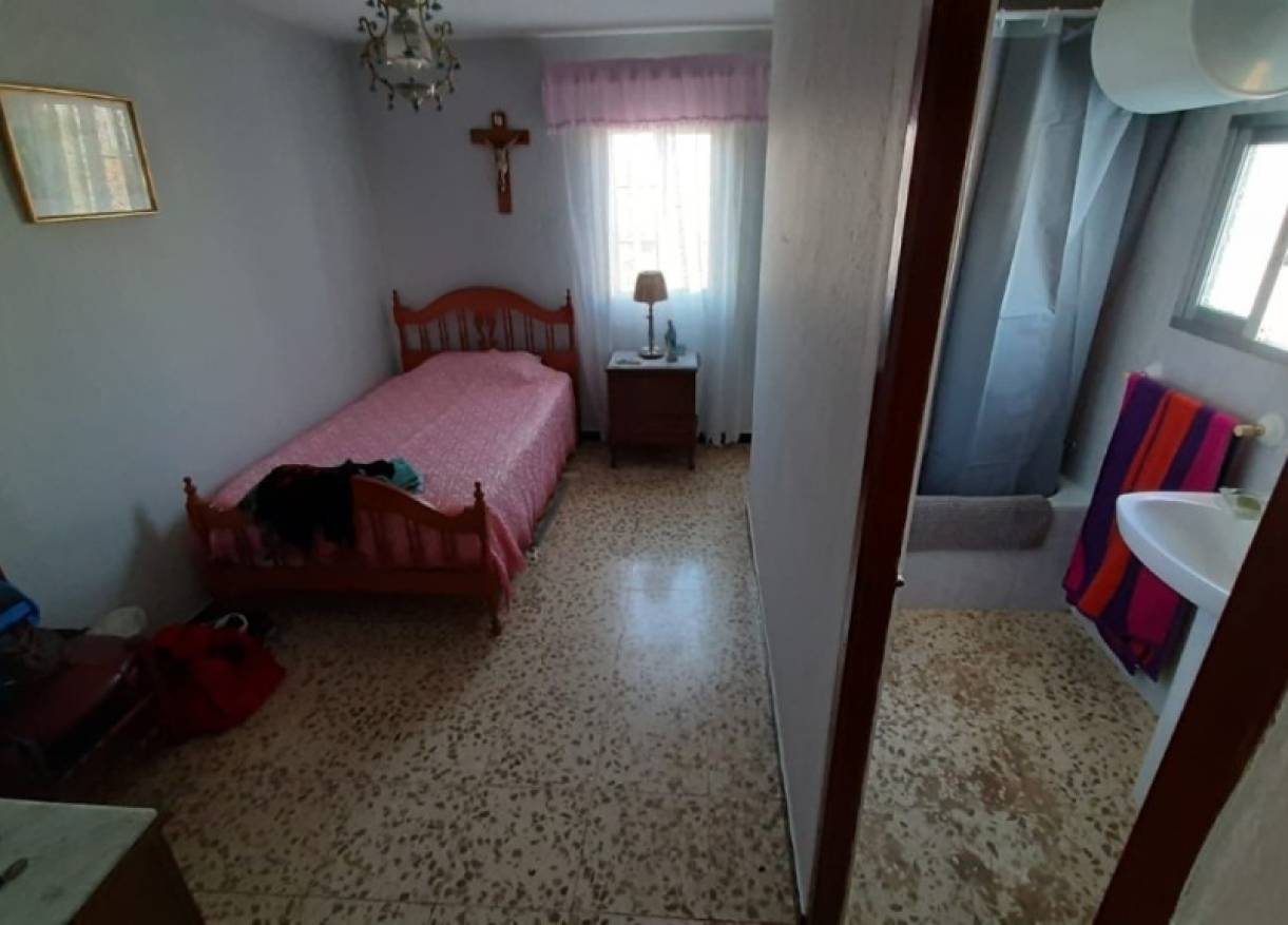 Bestaand - Villa - Almogía