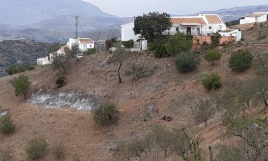 Bestaand - Villa - Almogía