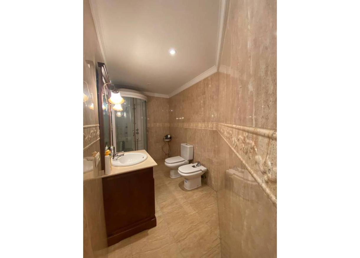 Bestaand - Villa - Estepona