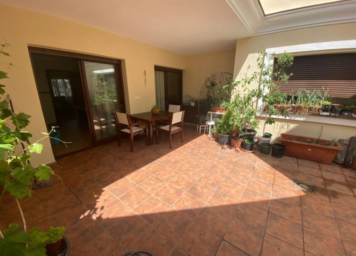Bestaand - Villa - Estepona