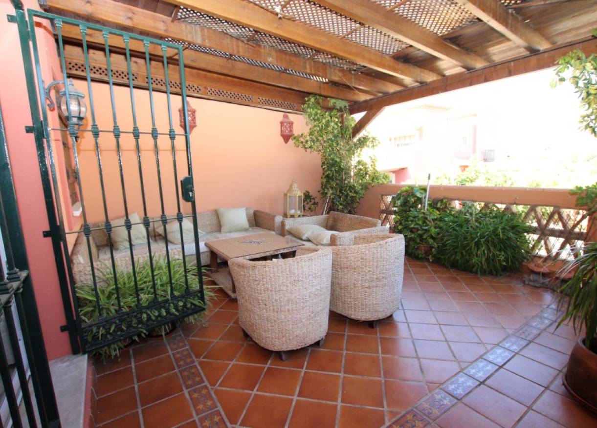 Bestaand - Townhouse / Semi-detached - Marbella - Marbella East