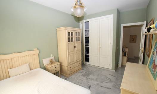 Bestaand - Townhouse / Semi-detached - Marbella - Marbella East