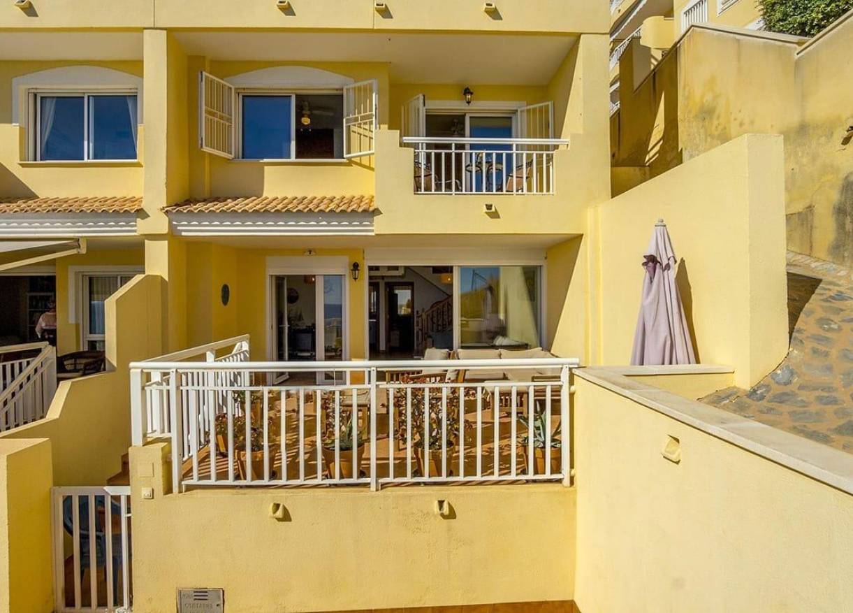 Bestaand - Townhouse / Semi-detached - Orihuela Costa - Campoamor