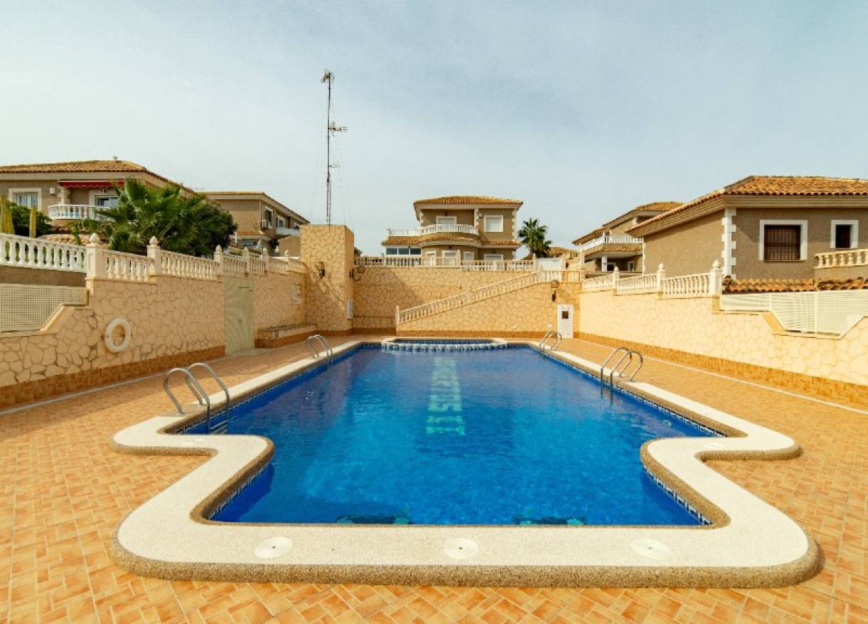 Bestaand - Villa - Torrevieja