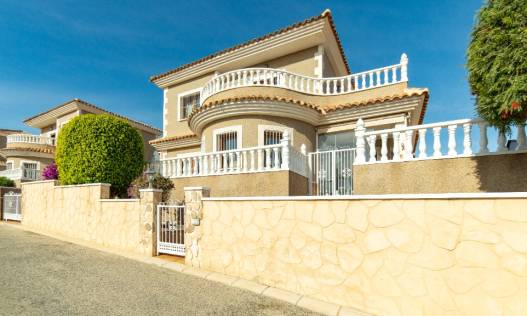Bestaand - Villa - Torrevieja