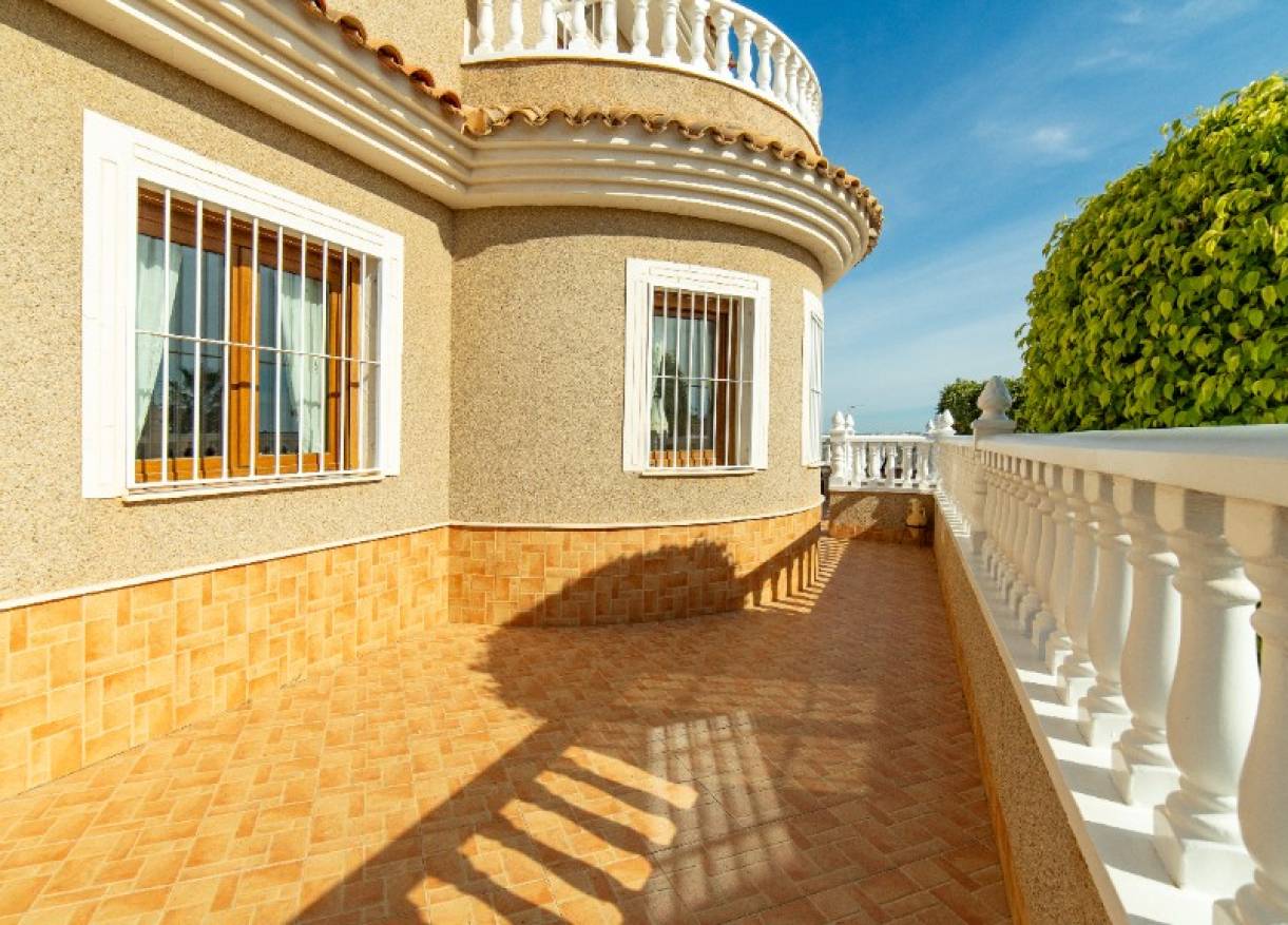 Bestaand - Villa - Torrevieja