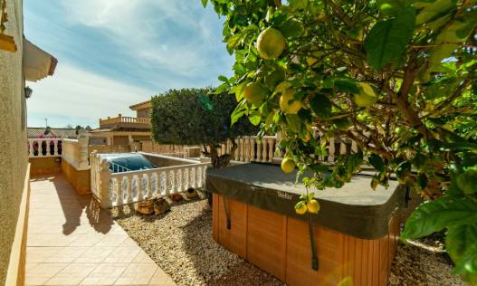 Bestaand - Villa - Torrevieja