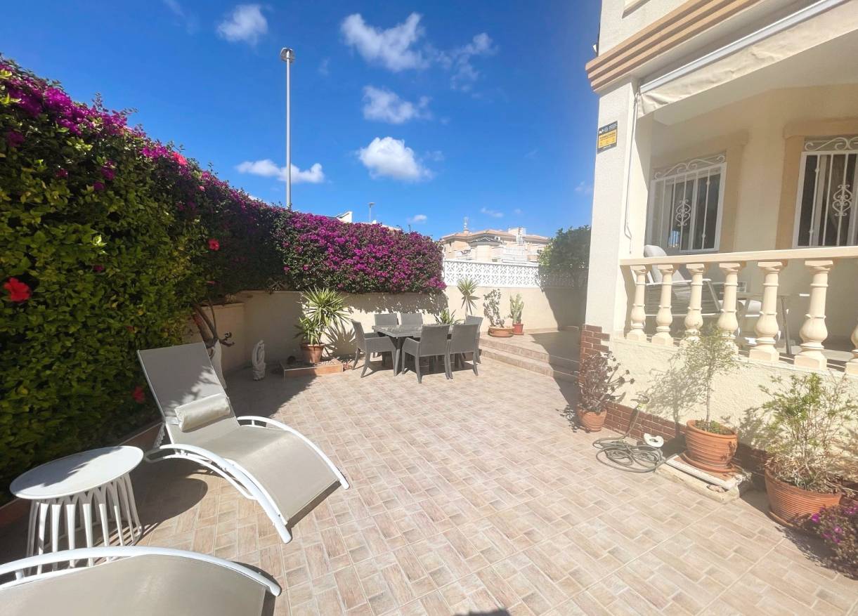 Bestaand - Townhouse / Semi-detached - Ciudad Quesada - Doña Pepa