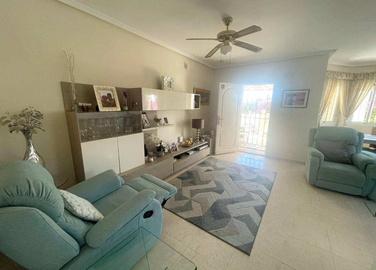 Bestaand - Townhouse / Semi-detached - Ciudad Quesada - Doña Pepa