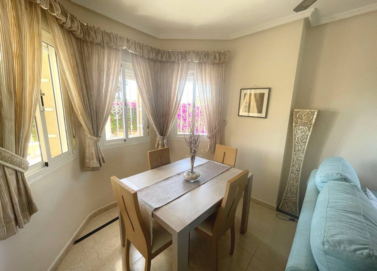 Bestaand - Townhouse / Semi-detached - Ciudad Quesada - Doña Pepa