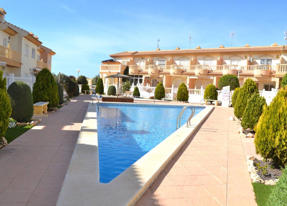 Bestaand - Townhouse / Semi-detached - Ciudad Quesada - Doña Pepa