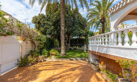Bestaand - Villa - Torrevieja - Rocio del Mar