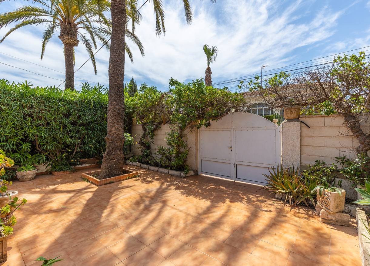 Bestaand - Villa - Torrevieja - Rocio del Mar