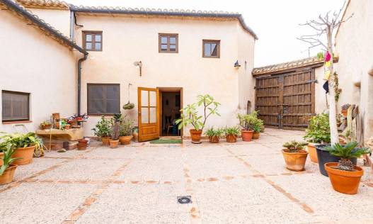 Bestaand - Townhouse / Semi-detached - Los Martinez Del Puerto - Los Martínez del Puerto