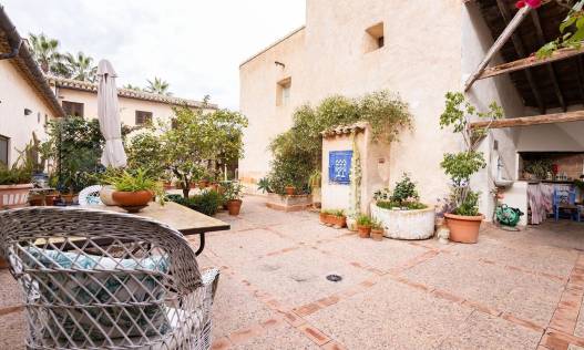 Bestaand - Townhouse / Semi-detached - Los Martinez Del Puerto - Los Martínez del Puerto