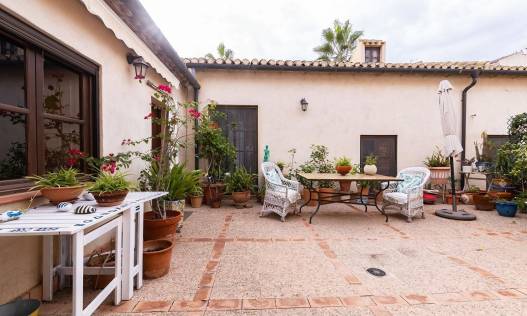 Bestaand - Townhouse / Semi-detached - Los Martinez Del Puerto - Los Martínez del Puerto