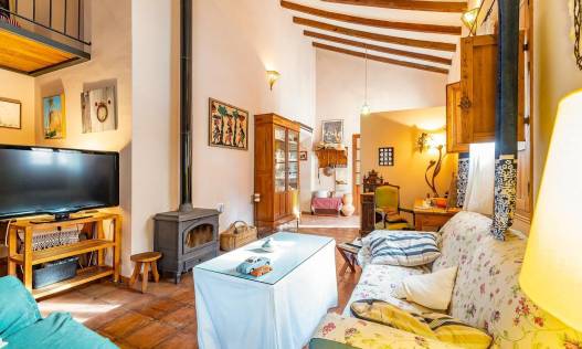 Bestaand - Townhouse / Semi-detached - Los Martinez Del Puerto - Los Martínez del Puerto