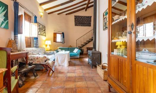 Bestaand - Townhouse / Semi-detached - Los Martinez Del Puerto - Los Martínez del Puerto