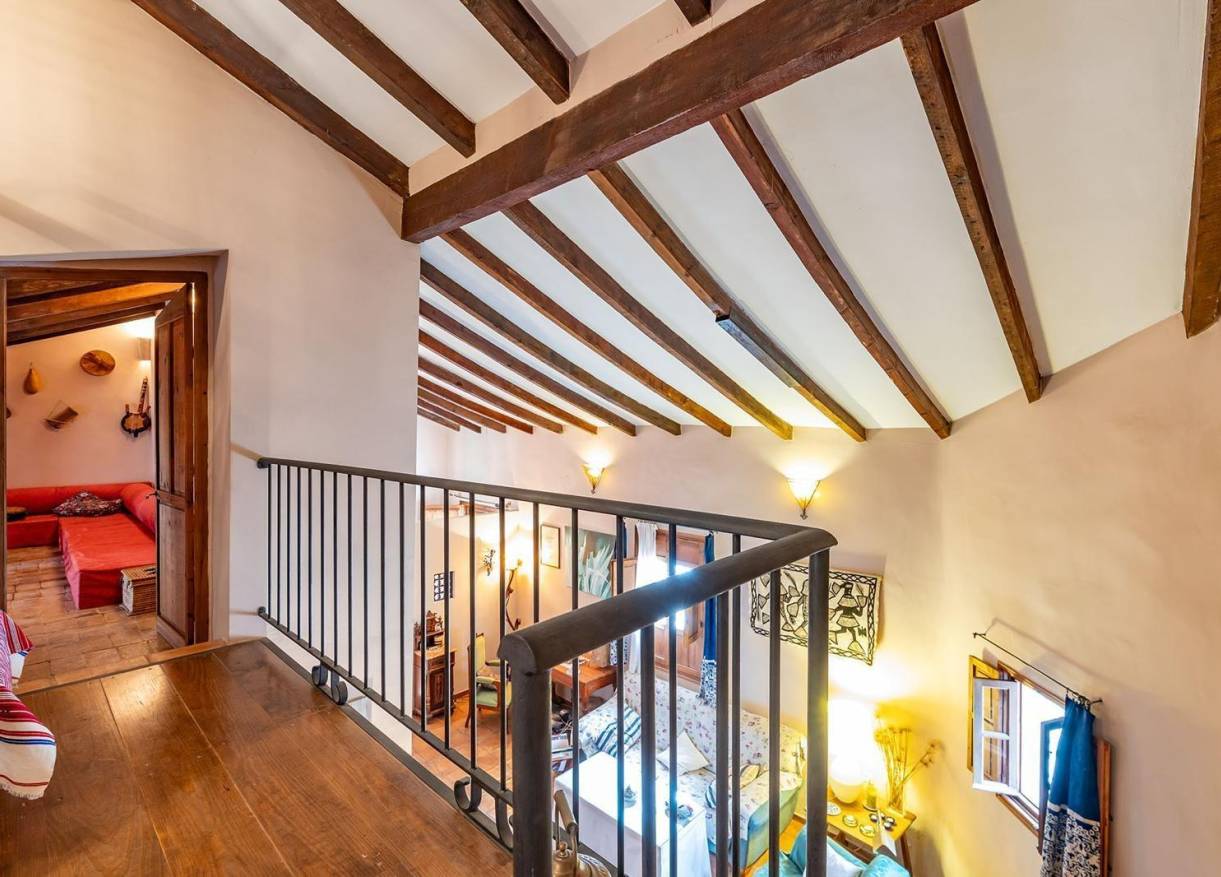 Bestaand - Townhouse / Semi-detached - Los Martinez Del Puerto - Los Martínez del Puerto
