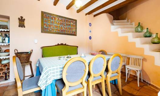 Bestaand - Townhouse / Semi-detached - Los Martinez Del Puerto - Los Martínez del Puerto
