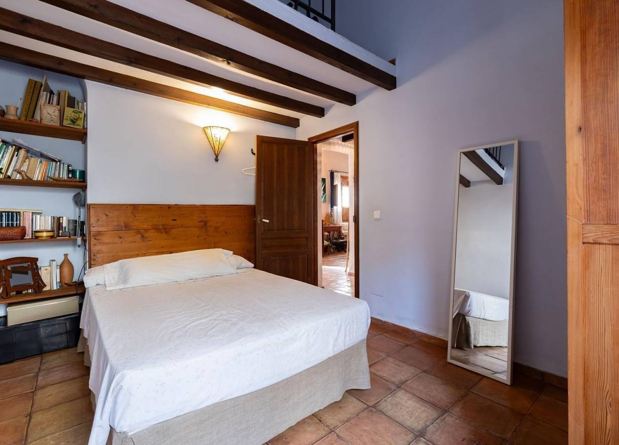 Bestaand - Townhouse / Semi-detached - Los Martinez Del Puerto - Los Martínez del Puerto