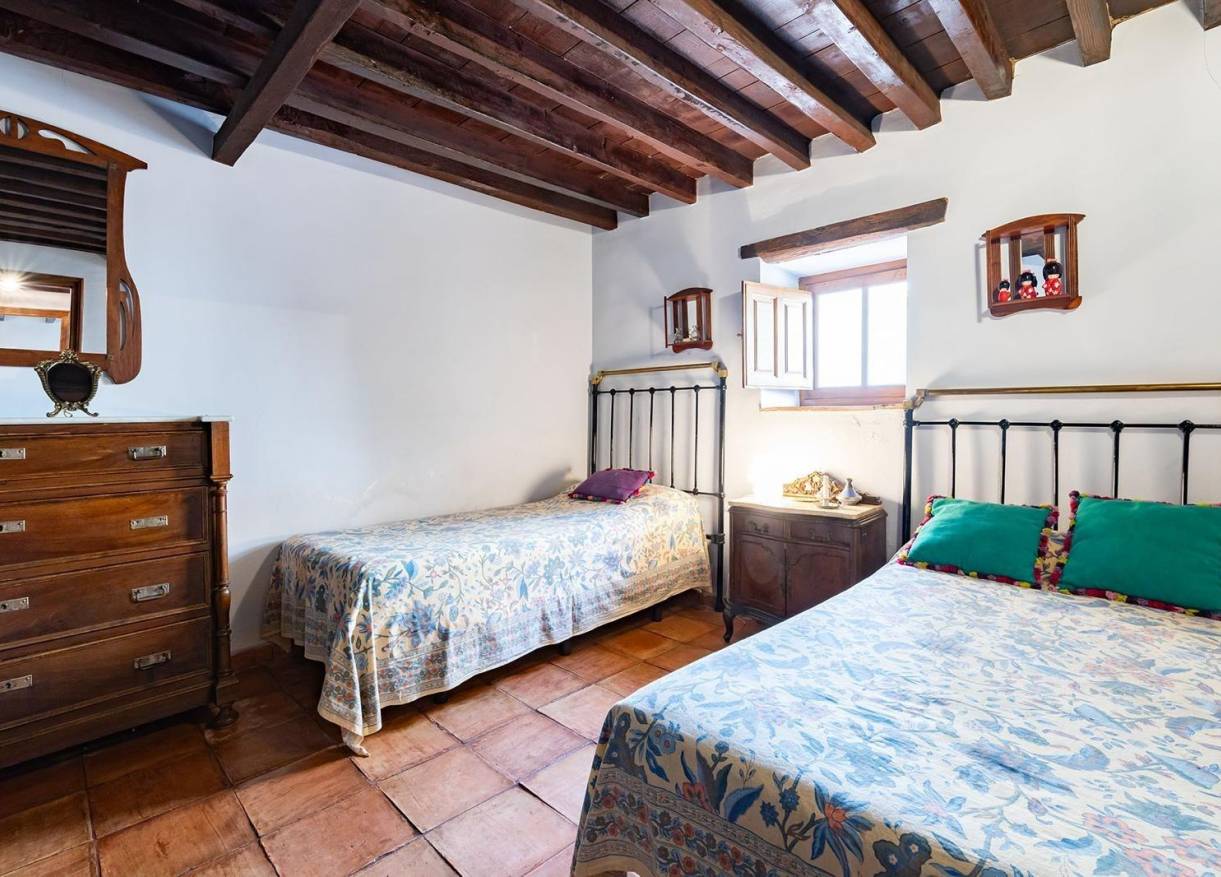 Bestaand - Townhouse / Semi-detached - Los Martinez Del Puerto - Los Martínez del Puerto