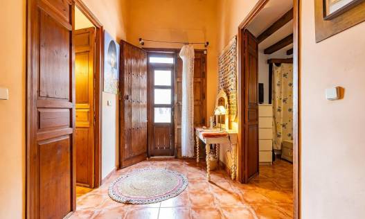 Bestaand - Townhouse / Semi-detached - Los Martinez Del Puerto - Los Martínez del Puerto
