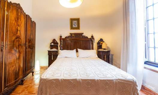 Bestaand - Townhouse / Semi-detached - Los Martinez Del Puerto - Los Martínez del Puerto