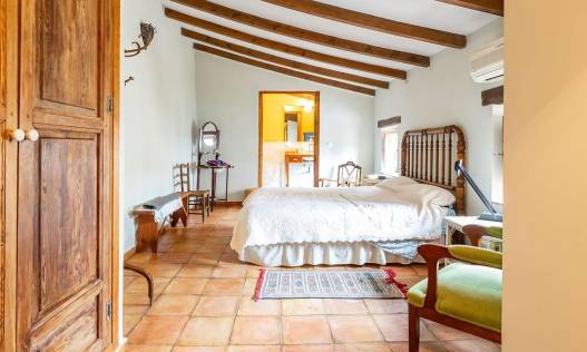 Bestaand - Townhouse / Semi-detached - Los Martinez Del Puerto - Los Martínez del Puerto