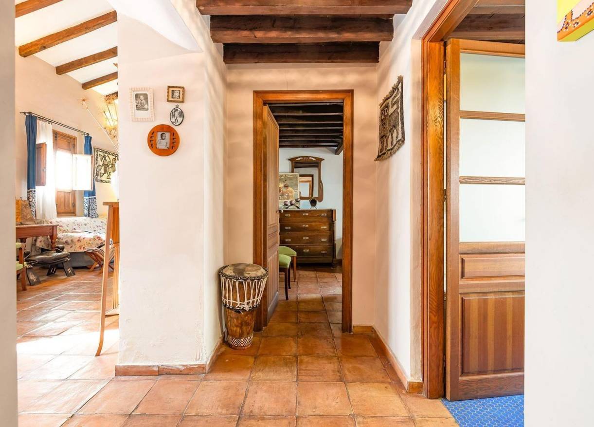 Bestaand - Townhouse / Semi-detached - Los Martinez Del Puerto - Los Martínez del Puerto