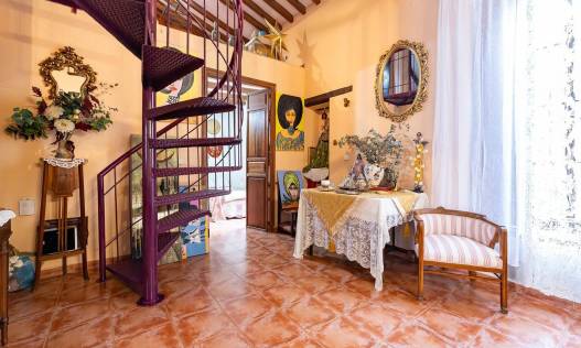 Bestaand - Townhouse / Semi-detached - Los Martinez Del Puerto - Los Martínez del Puerto