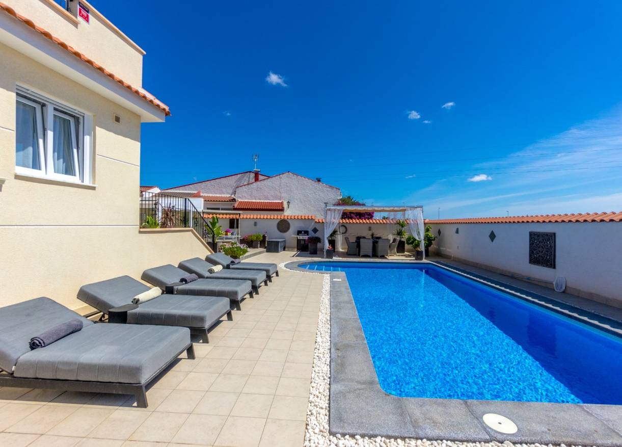 Bestaand - Villa - Ciudad Quesada