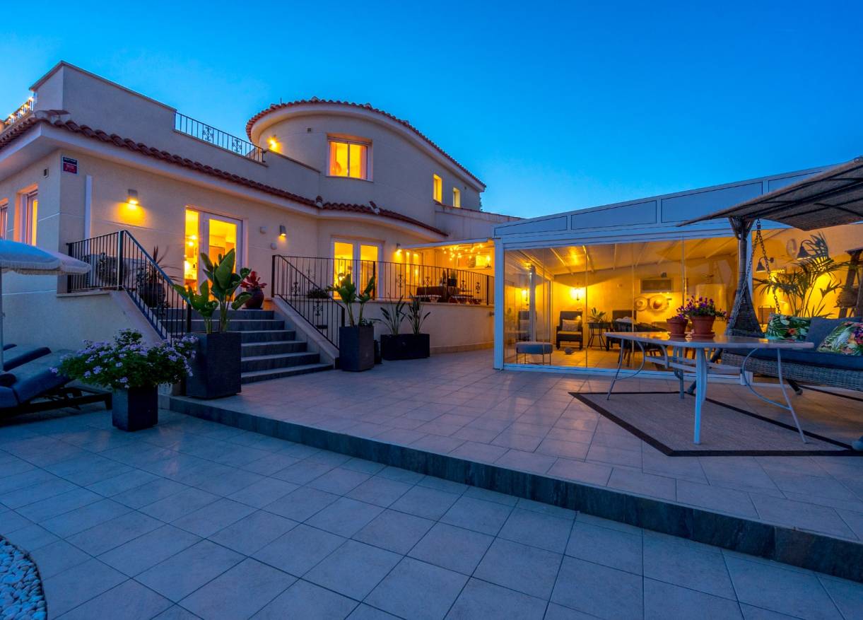 Bestaand - Villa - Ciudad Quesada