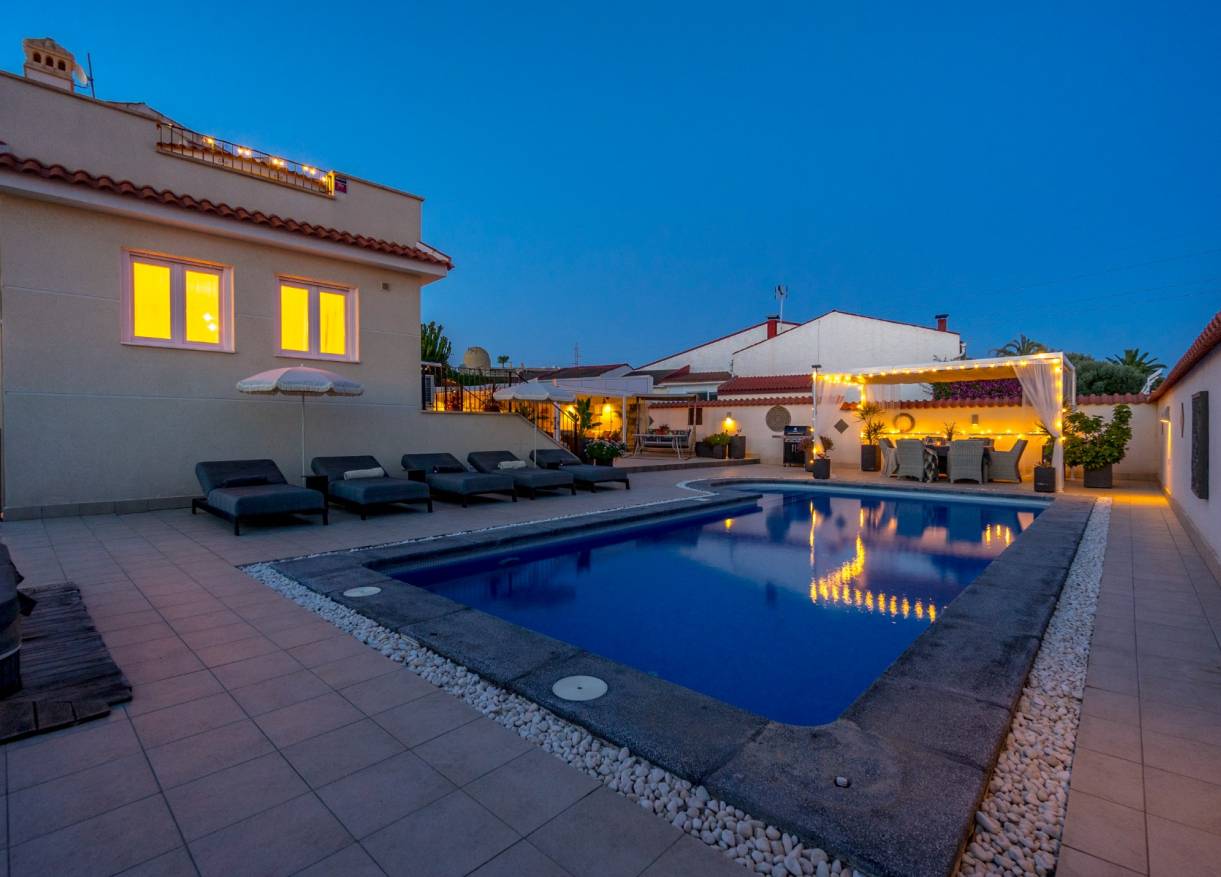 Bestaand - Villa - Ciudad Quesada