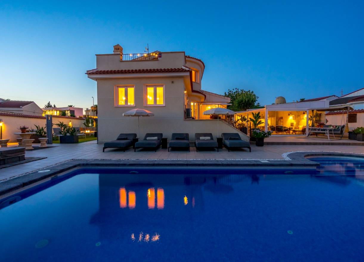 Bestaand - Villa - Ciudad Quesada