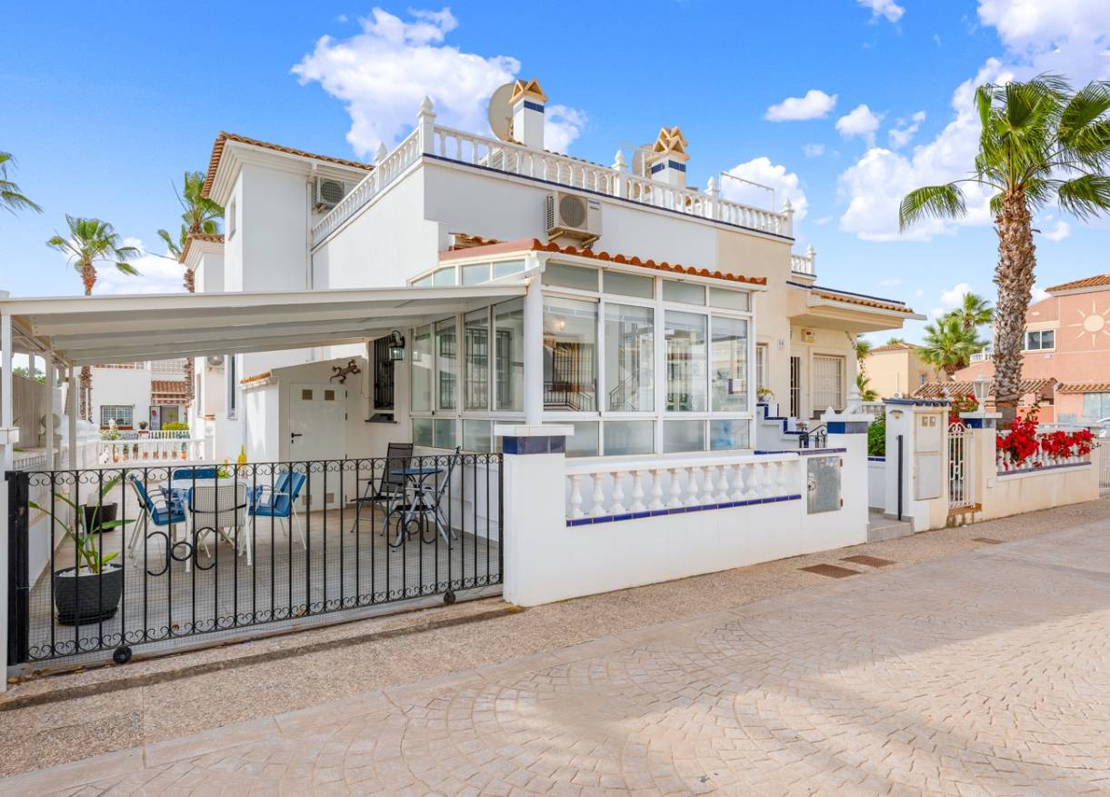 Bestaand - Townhouse / Semi-detached - Orihuela Costa - Playa Flamenca