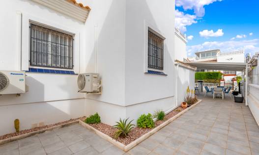 Bestaand - Townhouse / Semi-detached - Orihuela Costa - Playa Flamenca