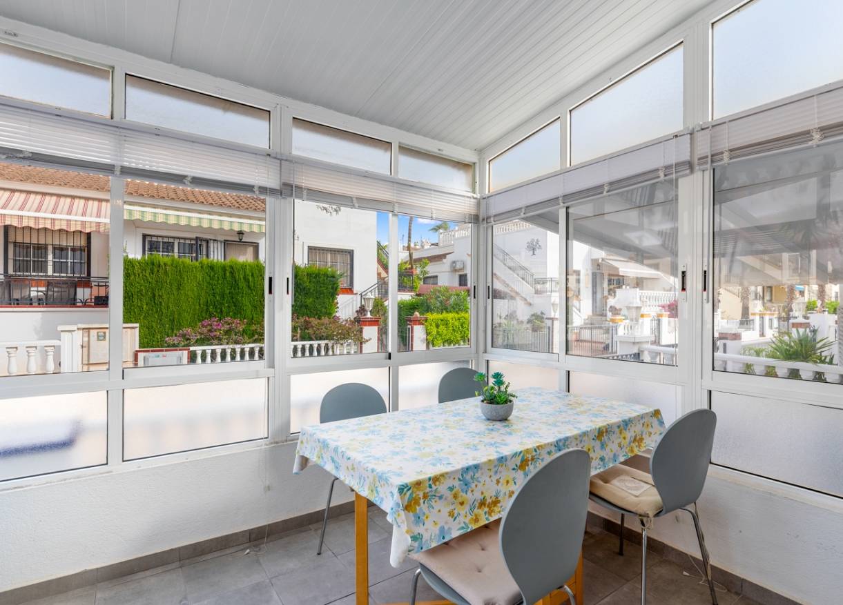 Bestaand - Townhouse / Semi-detached - Orihuela Costa - Playa Flamenca